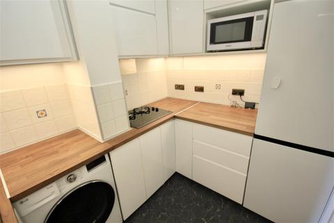 2 bedroom apartment for sale, Hudson House, Upper Norwich Road, Bournemouth, Bournemouth