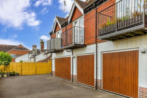 3 bedroom townhouse for sale, Lower Street, Pulborough, West Sussex