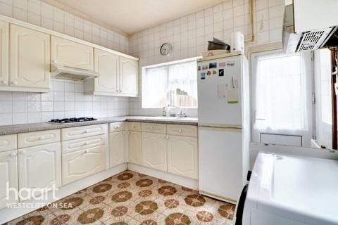 23 Albion Road, Westcliff-on-sea, SS0 7DP