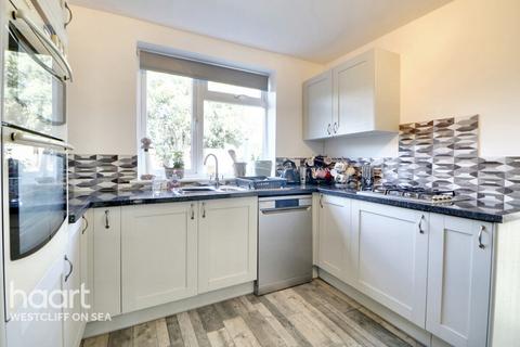 3 bedroom detached house for sale, Little Wakering Road, SOUTHEND-ON-SEA