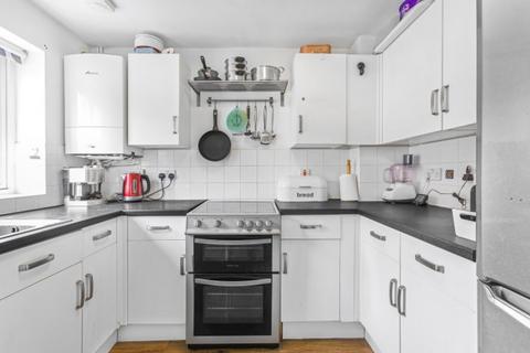 25 Bramley Close, Gosford, Kidlington, OX5 2GD