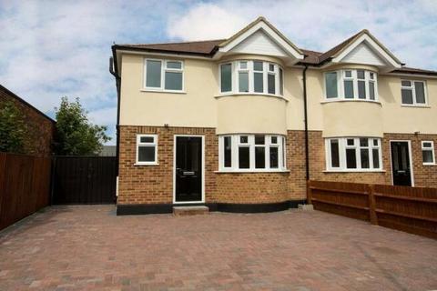 3 bedroom semi-detached house to rent, Cressingham Road, Reading, Berkshire, RG2