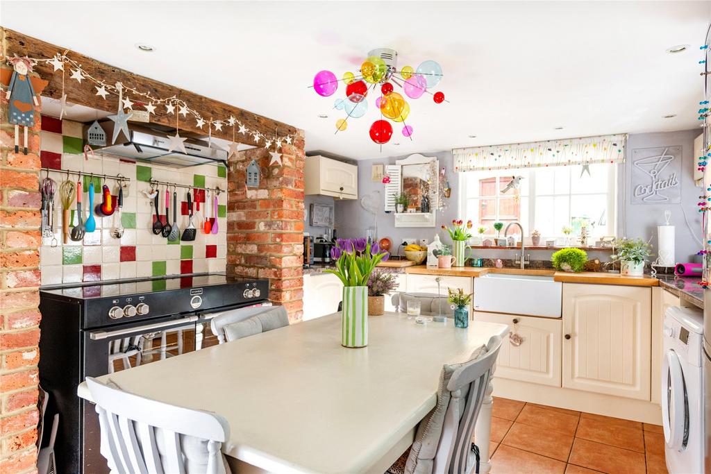 Kitchen/Breakfast