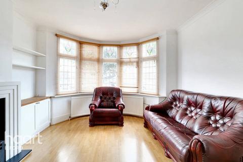 3 bedroom terraced house for sale, Shirley Gardens, Barking