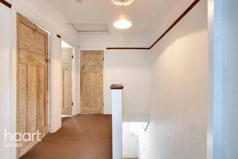 117 Shirley Gardens, Barking, IG11 9XB