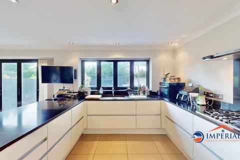 234 London Road, Slough, SL3 7HT