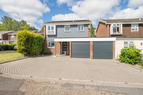 5 bedroom detached house for sale, WOKING