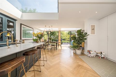 undefined, Heathwood Gardens, Charlton, SE7