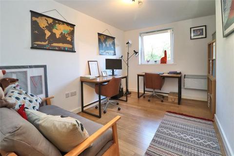 2 bedroom apartment to rent, Ashton Court, Woking GU21