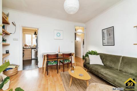 1 bedroom flat for sale, Crawshay House, London, N16