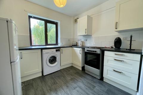 2 bedroom apartment to rent, Granada Mews, Manchester , M16