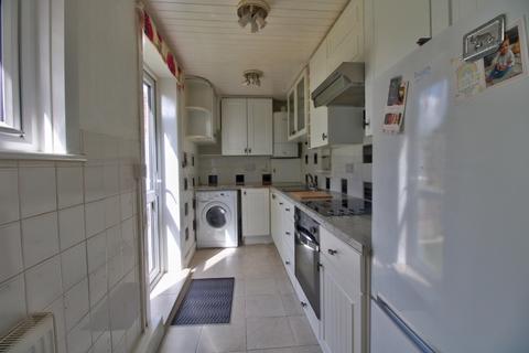 2 bedroom bungalow for sale, Kings Avenue, Ramsgate, CT12