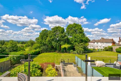 2 bedroom apartment for sale, Chigwell IG7