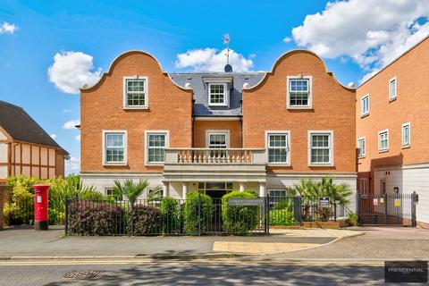 2 bedroom apartment for sale, Chigwell IG7