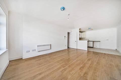 2 bedroom flat to rent, Orchard Street Dartford DA1