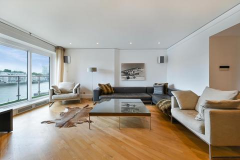 2 bedroom apartment for sale, Elm Quay Court, Nine Elms Lane, London, SW8