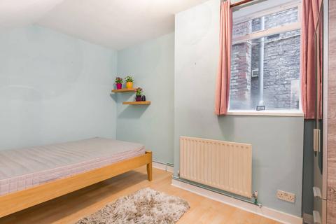 1 bedroom flat for sale, Queens Avenue, Muswell Hill, London, N10