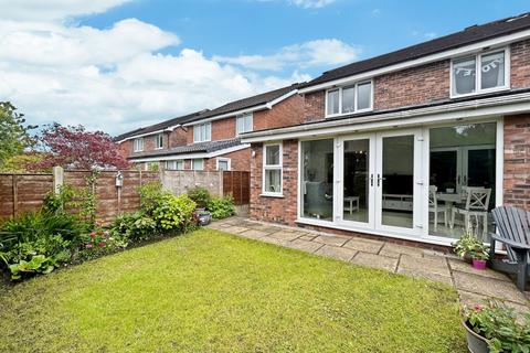 4 bedroom detached house for sale, Corner Brook, Lostock, BL6