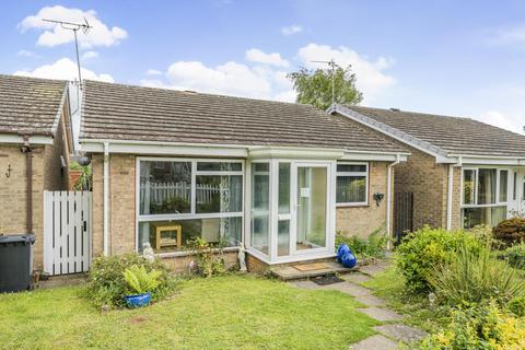 3 bedroom detached bungalow for sale, Carterton,  Oxfordshire,  OX18