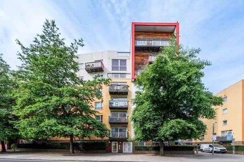 2 bedroom flat to rent, Becquerel Court, Greenwich, London, SE10