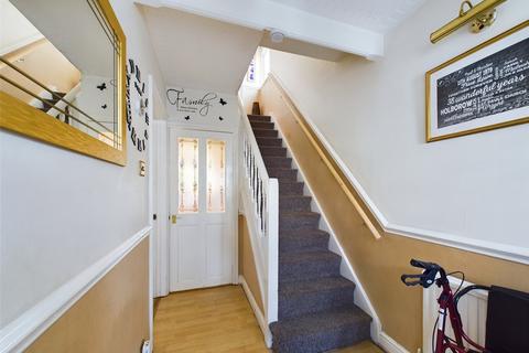 55 Kitchener Avenue, Gloucester, GL1 5EN