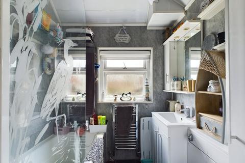 55 Kitchener Avenue, Gloucester, GL1 5EN