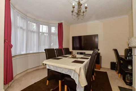 4 bedroom detached house for sale, Willington Street, Maidstone, Kent