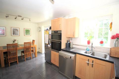 3 bedroom link detached house for sale, Salisbury Close, Alton, Hampshire, GU34