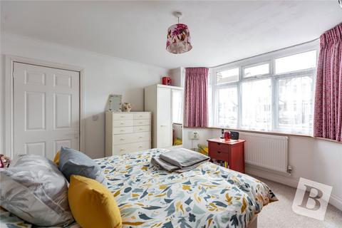 Flat 1, 84 Essex Road, Romford, RM7 8AX