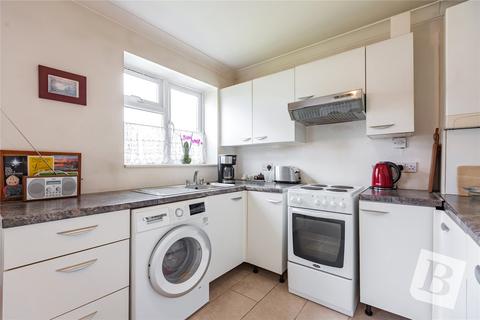 Flat 1, 84 Essex Road, Romford, RM7 8AX