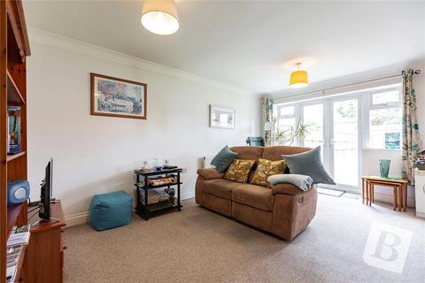 Flat 1, 84 Essex Road, Romford, RM7 8AX
