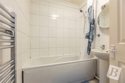 Flat 1, 84 Essex Road, Romford, RM7 8AX
