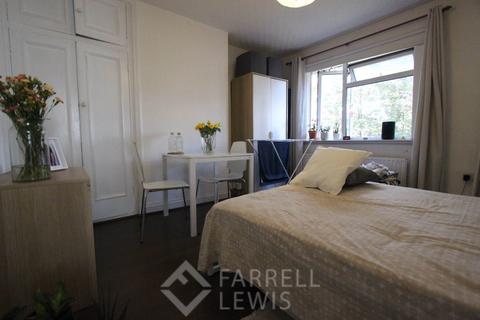 undefined, Western Avenue, London W3