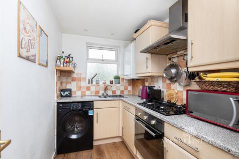 2 bedroom flat for sale, Florence Road, Bournemouth BH5