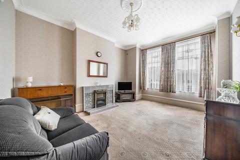 132 Muirkirk Road, London, SE6 1BL