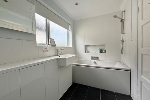 60 Hayes Way, Beckenham, BR3 6RS
