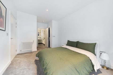 Flat 404, Astell House, 35 Lyell Street, London, E14 0SU