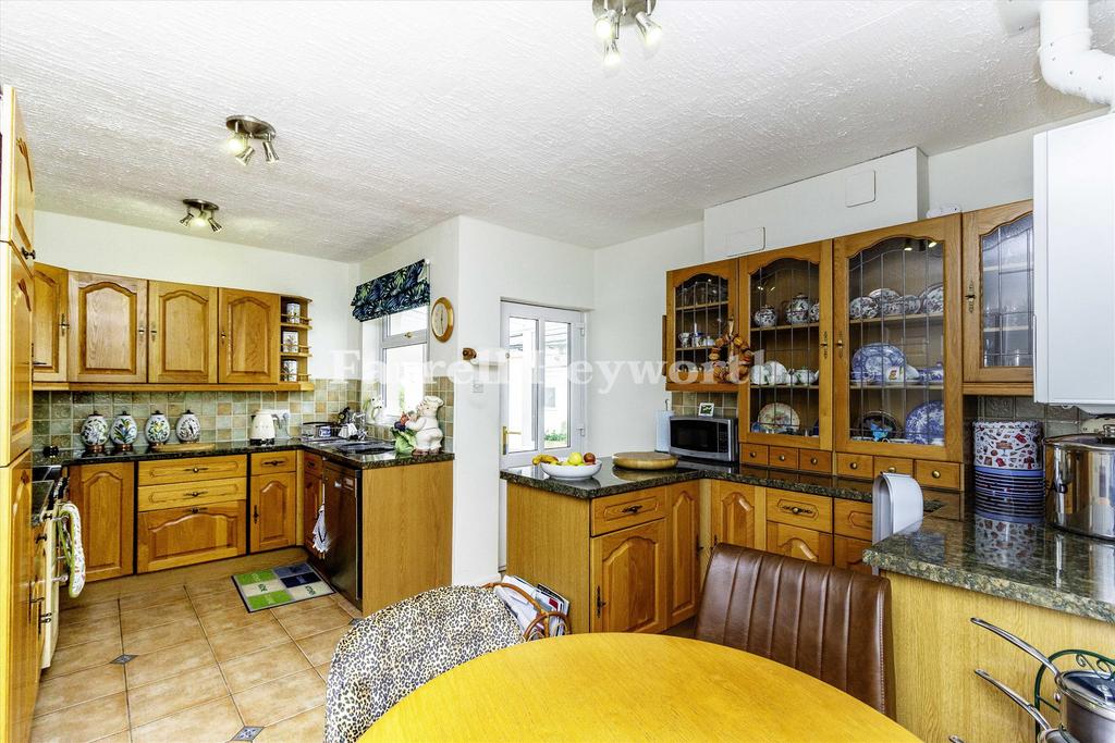 Kitchen Dining room