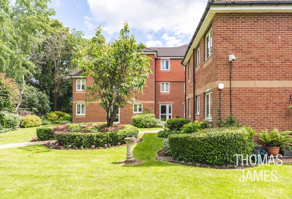 Hudsons Court,  leafy views