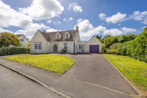 3 bedroom detached house for sale, Barras Lane, Vale, Guernsey