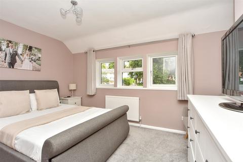 3 bedroom end of terrace house for sale, Sycamore Road, Strood, Rochester, Kent