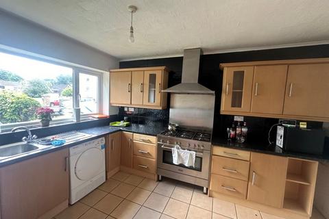 21 Avenue Road, Wolverhampton, WV3 9JR