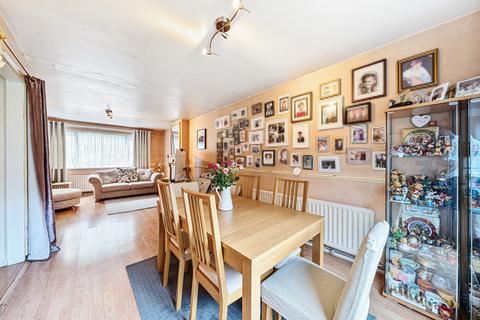 3 bedroom end of terrace house for sale, Glenforth Street, London