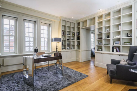 undefined, Mayfair W1K