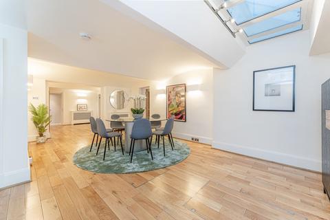 4 bedroom terraced house for sale, Knightsbridge SW1X