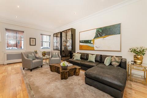 undefined, Knightsbridge SW1X