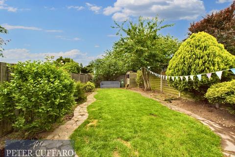 3 bedroom end of terrace house for sale, Lammasmead, Broxbourne EN10