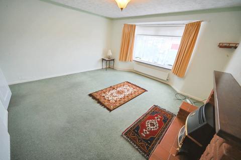 3 bedroom semi-detached house for sale, Kinfare Drive, Wolverhampton WV6