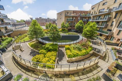 1 bedroom flat for sale, Maltby Street, Southwark