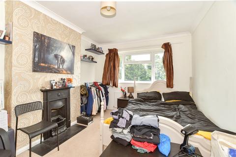 2 bedroom maisonette for sale, Kingsley Grove, Reigate, Surrey